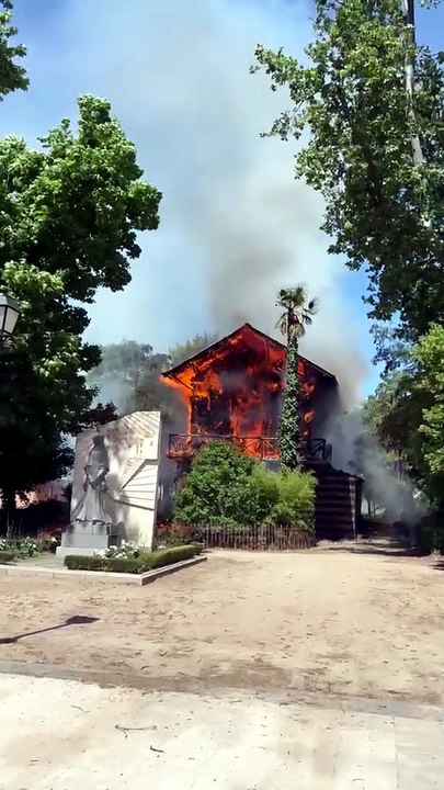 Arde la emblemática Casa de Corcho de La Vega en Toledo