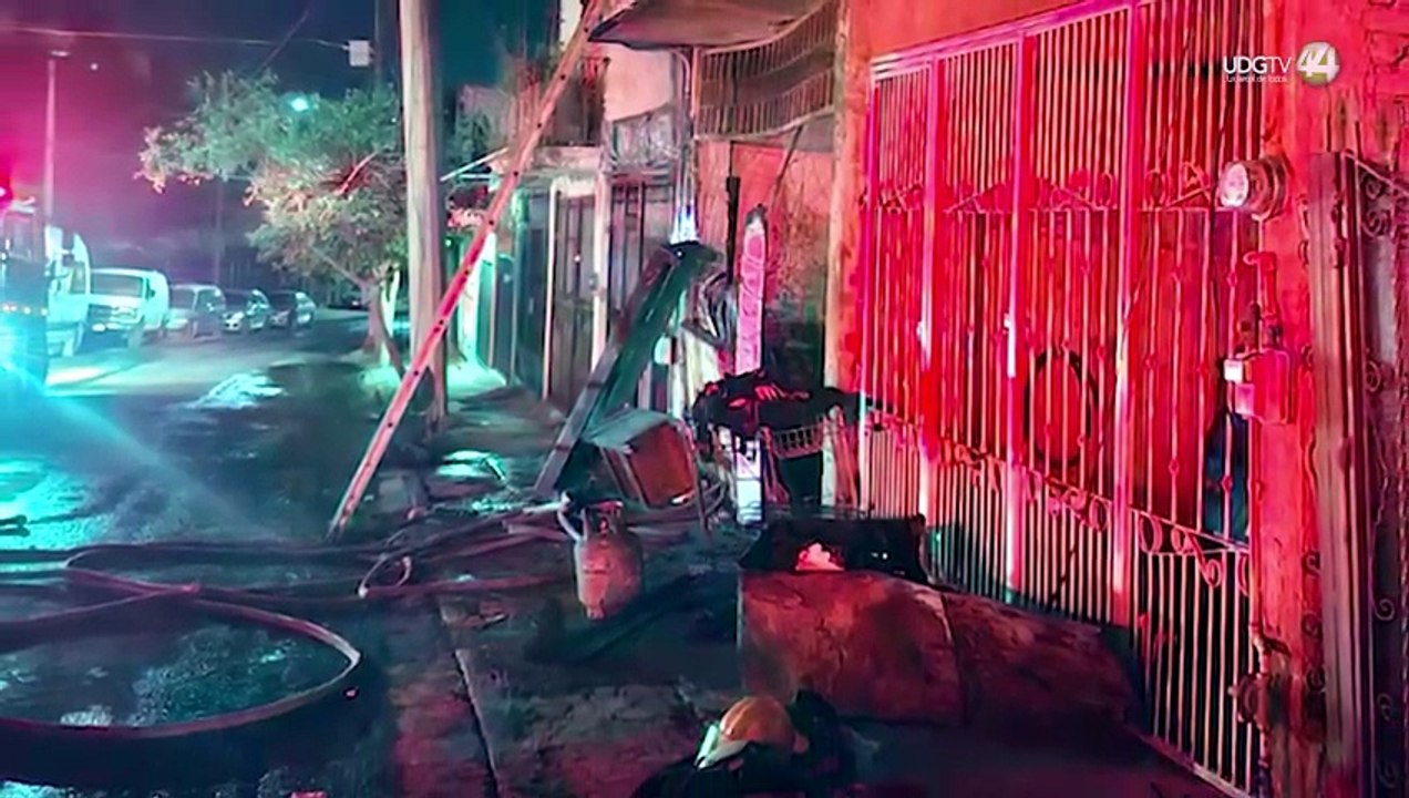 Cinco muertos dejó  incendio en una vivienda en Loma Dorada