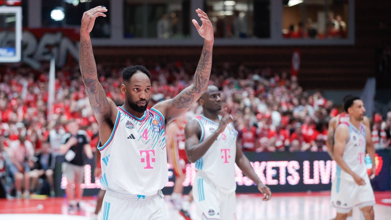 Garrett kontert Carr: Bonn gewinnt Thriller und holt sich die Serienführung