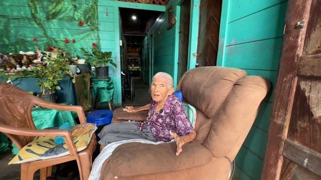 mqn-tiene-91-anos-fue-pionera-en-la-mecanica-y-un-pueblo-entero-le-dice-la-presidenta-220526