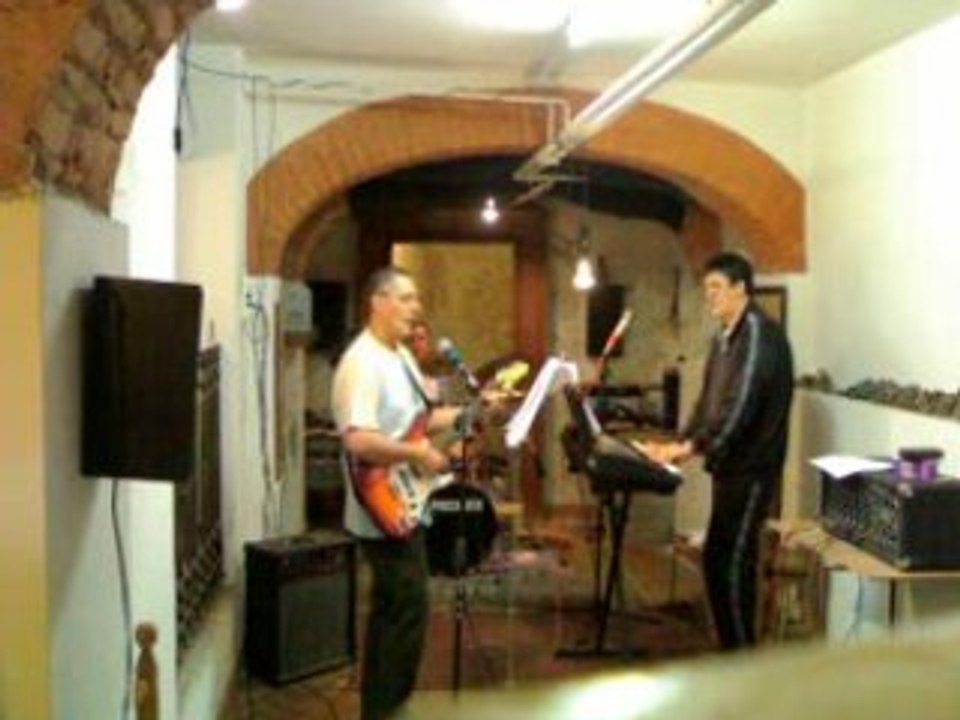 Ancora ancora ancora