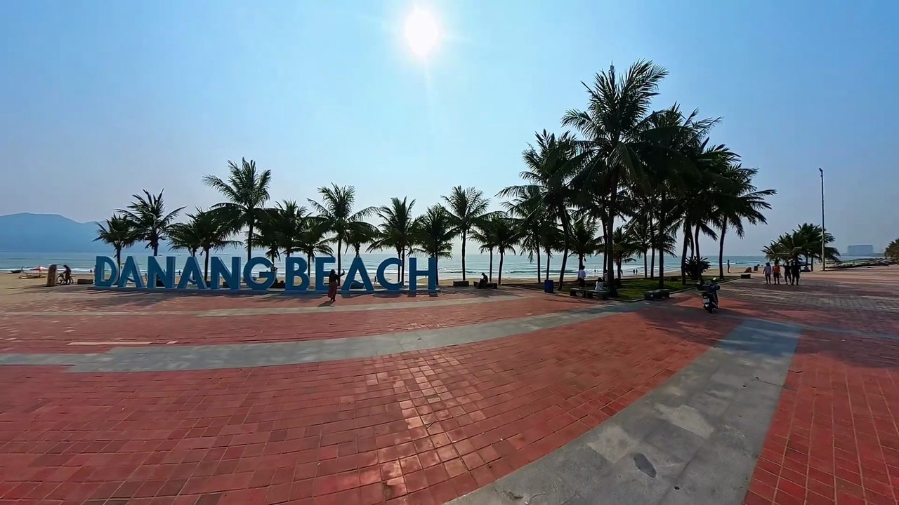 This Is Why Travelers Love Da Nang Beach