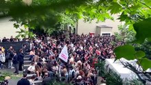 Bilgi Üniversitesi'nde 20 bin öğrenci ve akademisyen belirsizliğe terk edildi