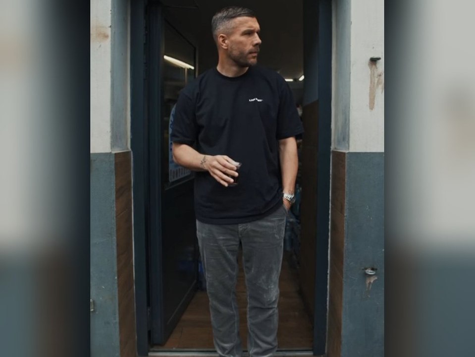 'So, Feierabend!': Lukas Podolski verkündet Karriereende