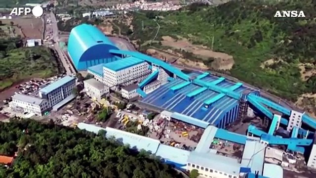 Esplosione di gas in una miniera di carbone in Cina, almeno 90 morti