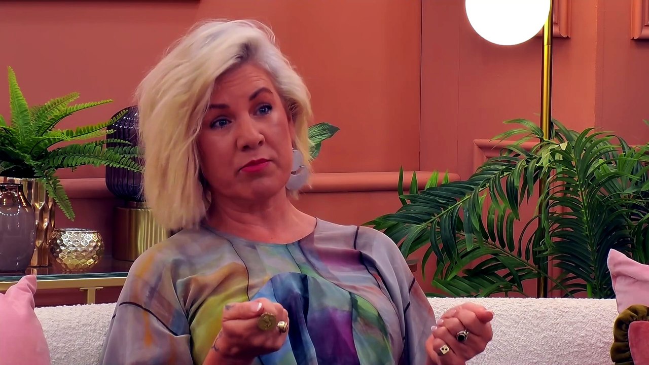 Celebs Go Dating - Season 15 Episode 2