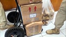 Jovens são detidos transportando grande carga de maconha em Cascavel