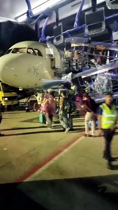 Journey of Air lines/ Airplane