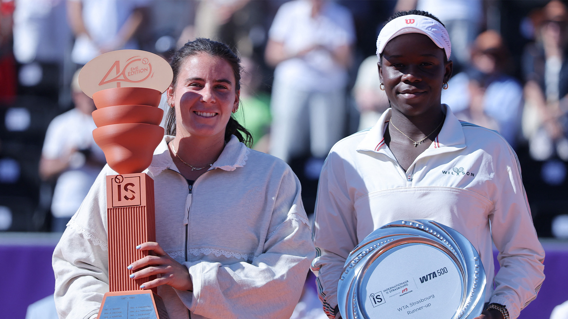 WTA 500 : Navarro domine Mboko et remporte son premier titre sur terre battue !