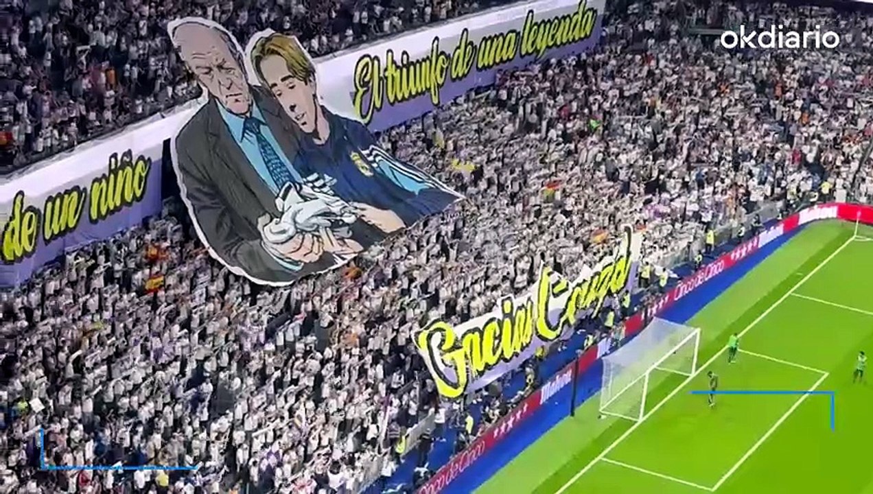 Emocionante: así fue el mosaico que lució el Bernabéu para despedir a Carvajal