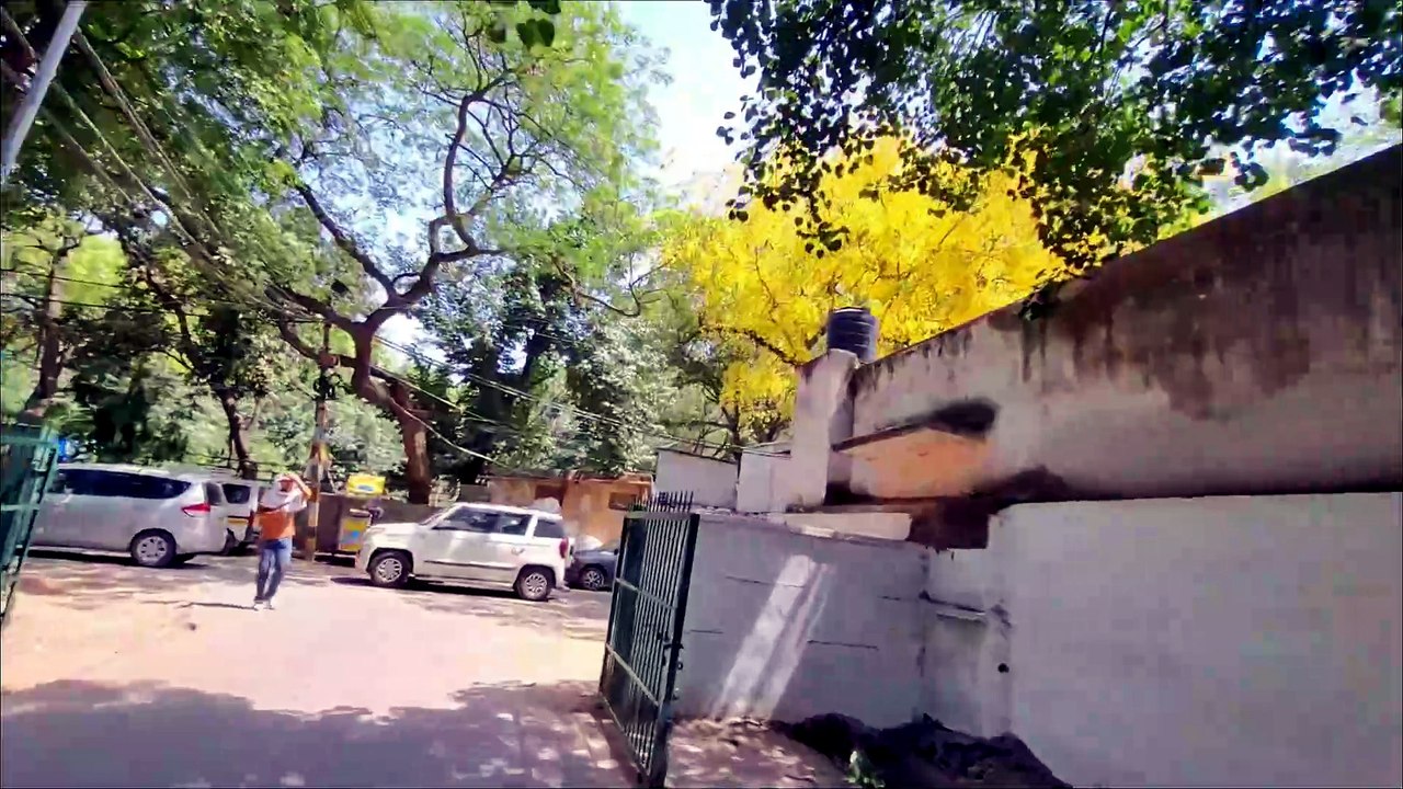 Delhi MotoVlog : RK Puram Sector 12 to North West Moti Bagh (Cinematic 4K 60fps) 🚗💨