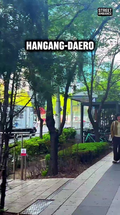 Part 1: Walking on Hangang-Daero in Seoul, South Korea #SeoulKorea #Seoul #VisitKorea #서울