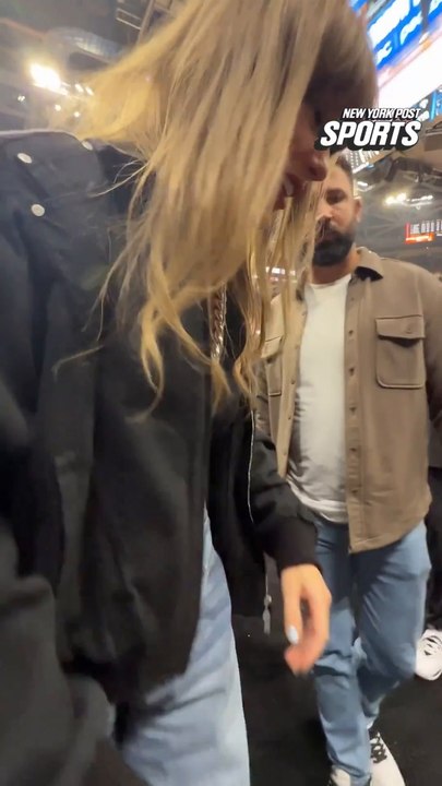 Taylor Swift and Travis Kelce say hi to fans after Knicks win over Cavs