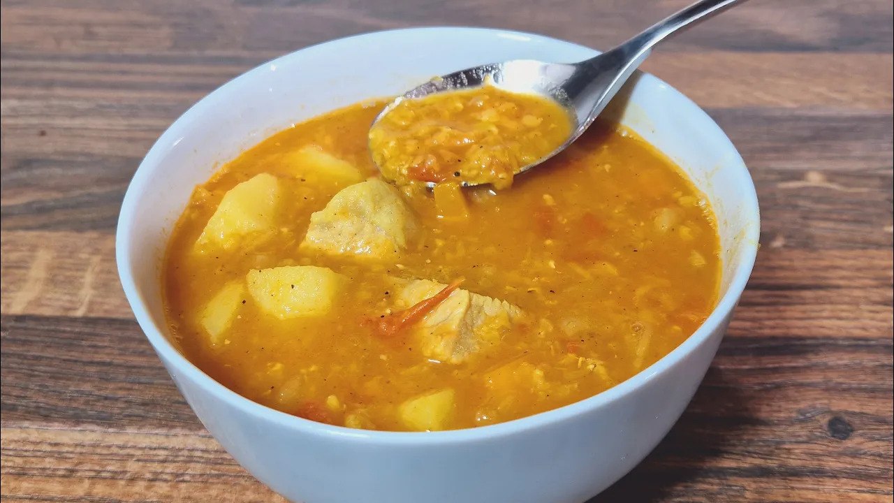 Türkische Linsensuppe: Die perfekte Kombination aus Linsen und Fleisch. Jeder wird mehr verlangen!