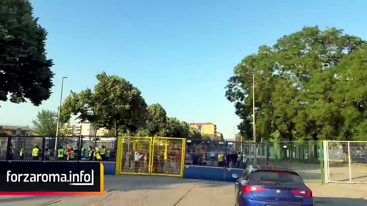 Roma, l'arrivo del pullman