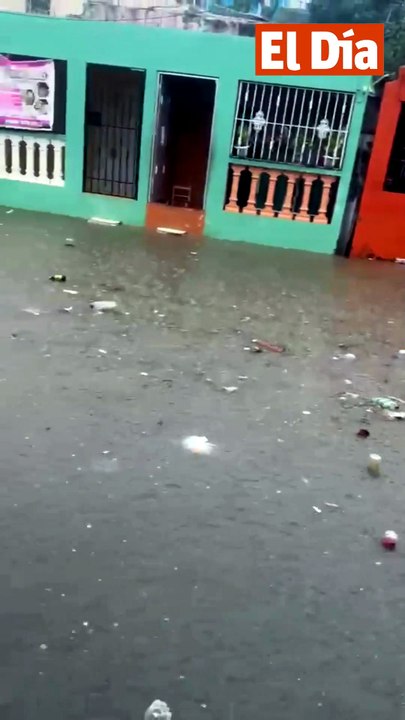 Lluvias provocan inundaciones en Maquiteria