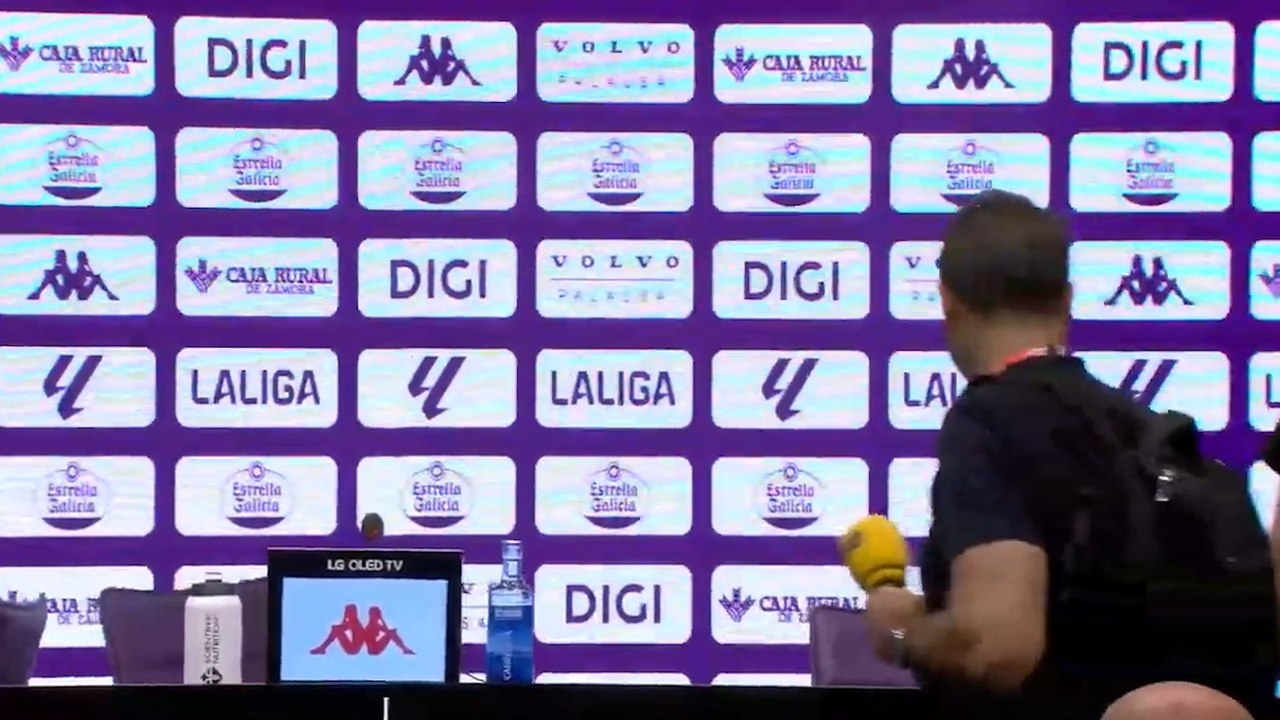 Rueda de prensa de Antonio Hidalgo tras el Vall...