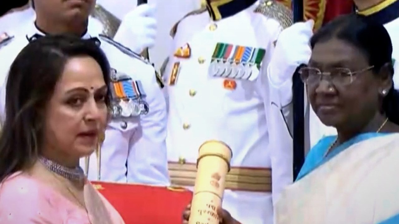 Dharmendra Padma Vibhushan: दिवंगत अभिनेता धर्म...
