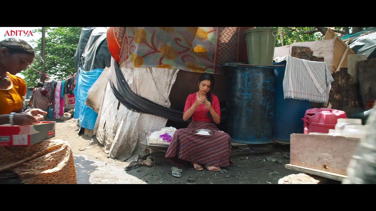 Bhairavakona South Superhit Movie Scenes | Sundeep Kishan | Varsha Bollamma, Kavya Thapar