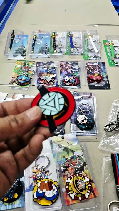 Iron Man Arc Reactor Metal Keychain ⚡ Stylish Superhero Keyring for Marvel Fans