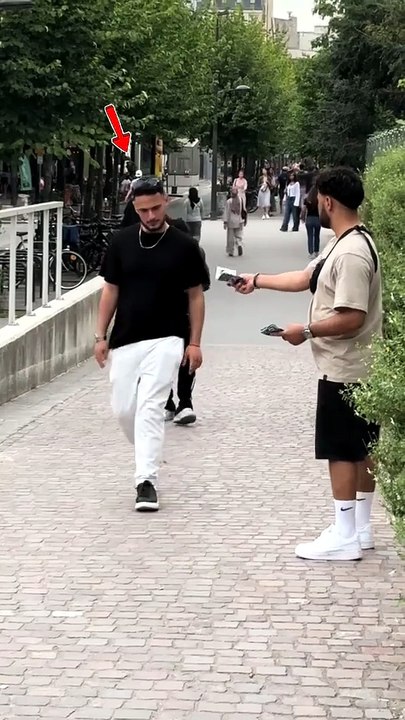 The second guy 🤭😂