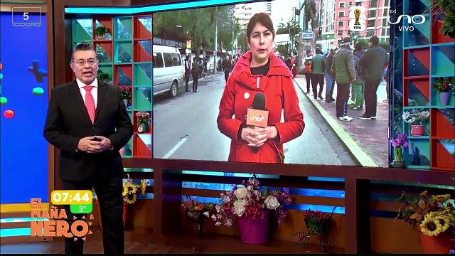 Choferes bloquean en zona sur, La Paz