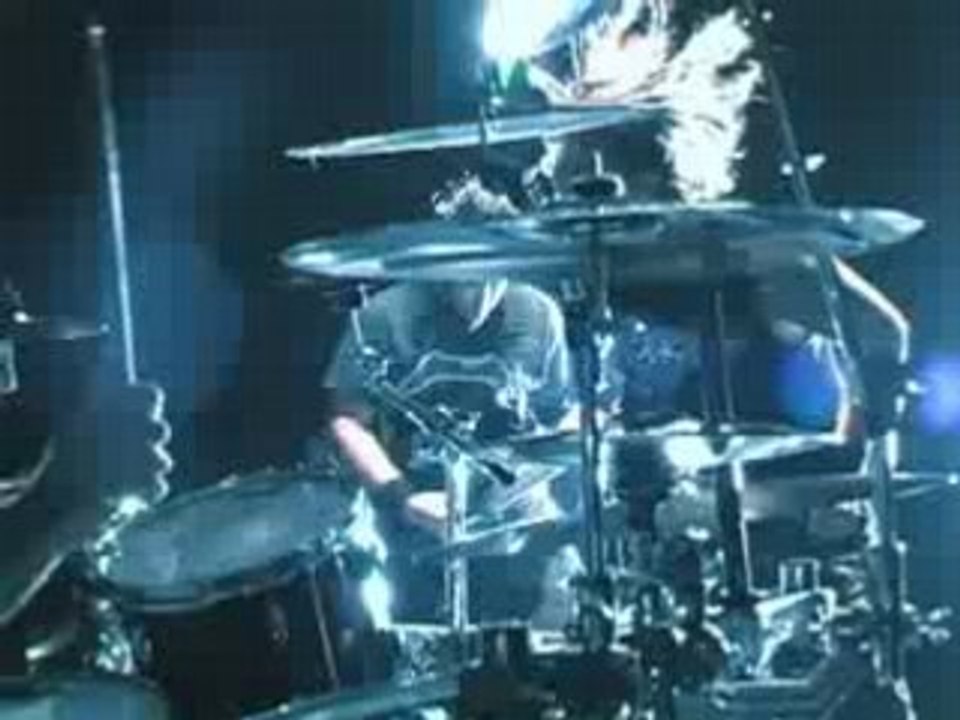 Chimaira_powertrip_480x360(1)