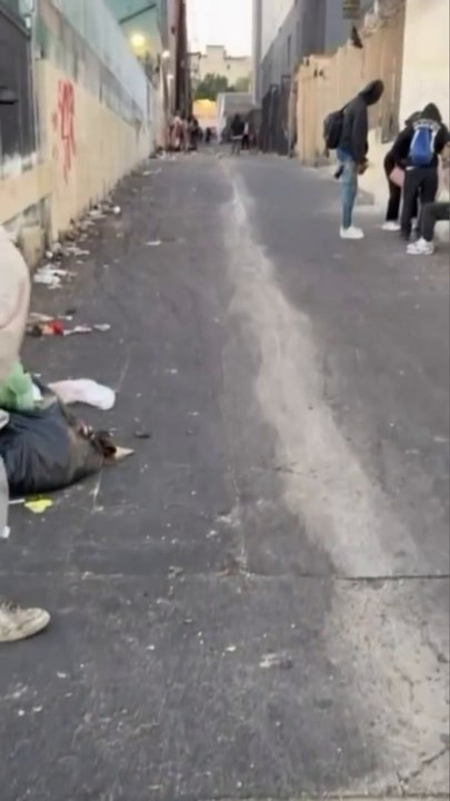 Spencer Pratt’s newest campaign stunt is cleaning LA Streets