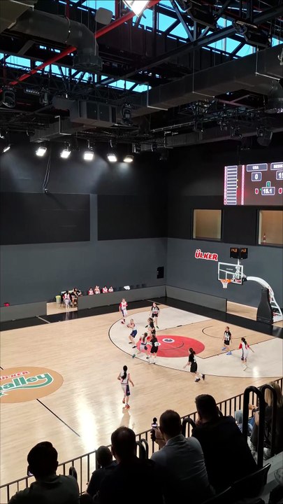İlk Yarı Sonucu - USA Basketbol 2-27 Beşiktaş - U11 Kızlar A Grubu 7. Hafta