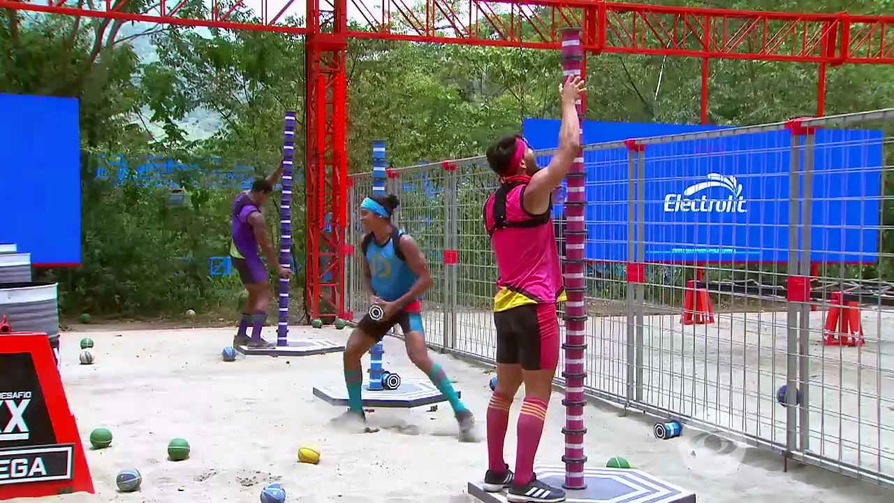 44. El Box Rojo presencia una dura traición entre un mismo equipo