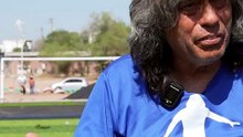 Un basurero se convierte en campo de fútbol gracias a un profesor jubilado: la historia del profe “Calalo” y su motivación por los niños