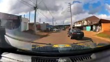 PRF apreende quase 180 kg de maconha após perseguição na BR-467 em Cascavel
