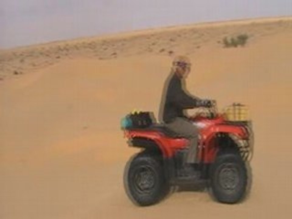Quad dans le désert (3)