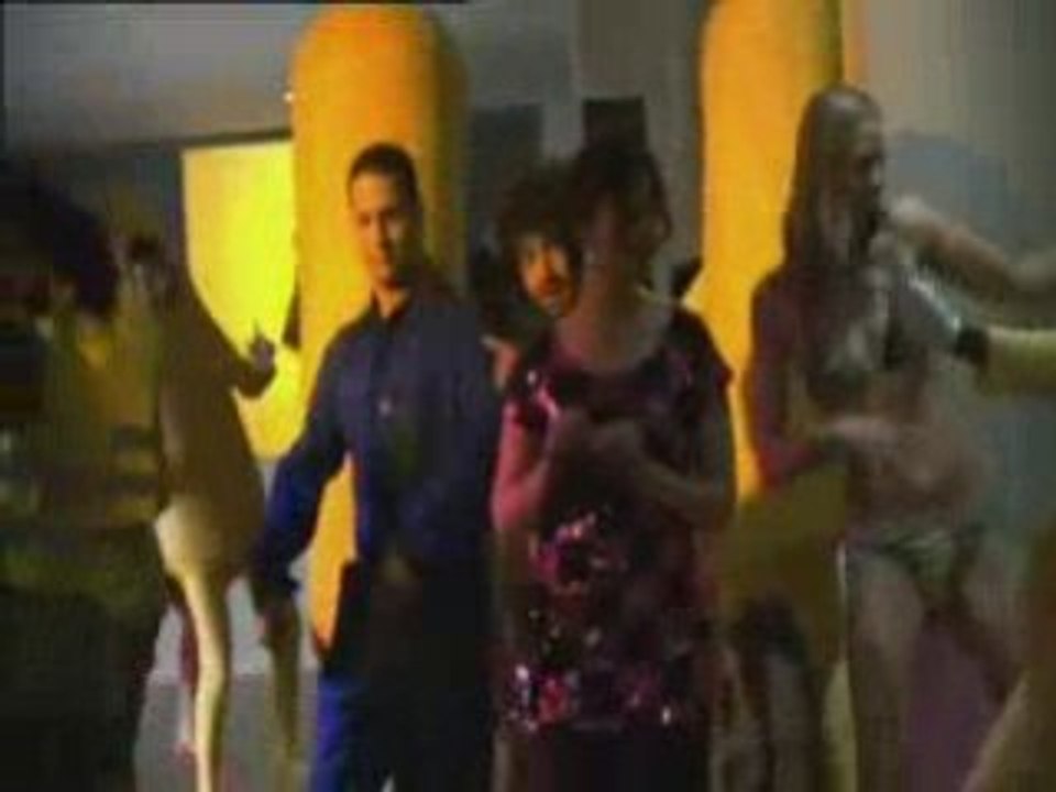 Mouloud fait sa teuf Curly