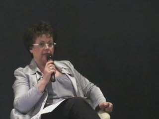 Christine Boutin, "ministre du logement global"