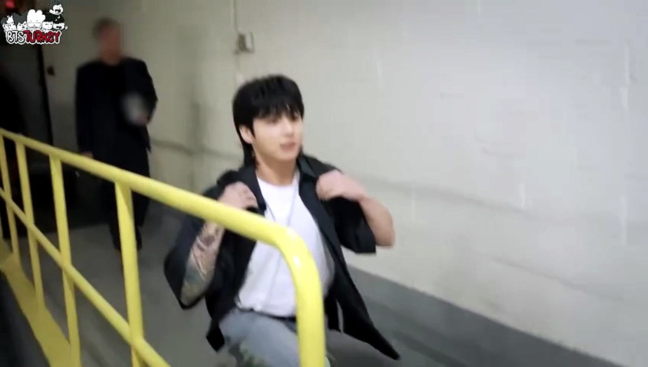 [10.10.2024] Stretch and Shine 'JUNG KOOK I AM STILL' (Türkçe Altyazılı)