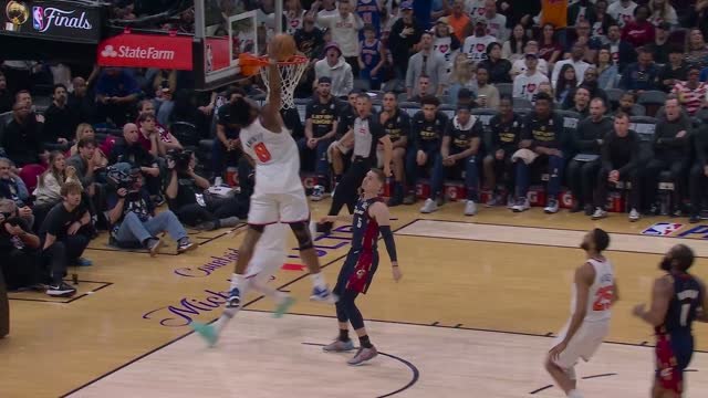 Knicks demolish Cavs to end 27-year wait for NBA Finals return