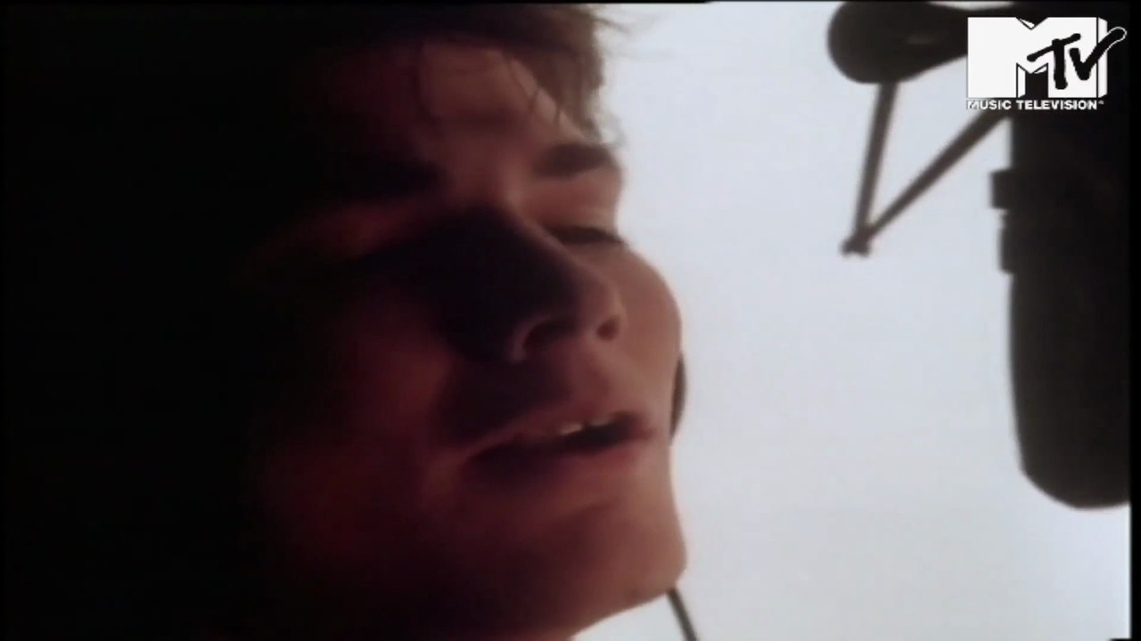 A-HA - Hunting high and low -