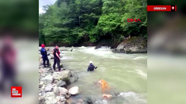 Giresun'da derede yeğeniyle balık avlarken kaybolan amcayı arama çalışmaları sürüyor