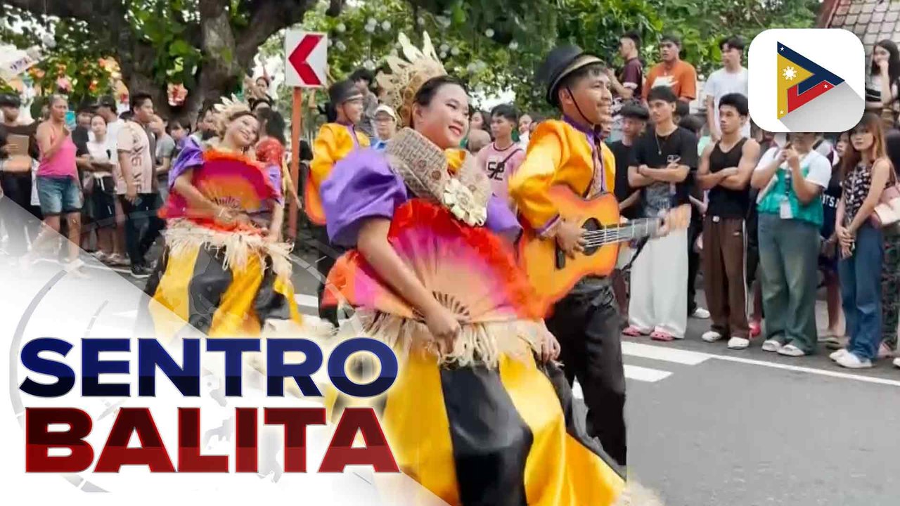 Sarung Banggi Festival, ipinagdiwang sa Sto. Domingo, Albay sa gitna ng pag-aalburoto ng Bulkang Mayon | ulat ni Helen Balean - Radyo Pilipinas - Albay