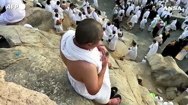 In Arabia Saudita 1,5 milioni di pellegrini hanno iniziato i rituali dell'Haji