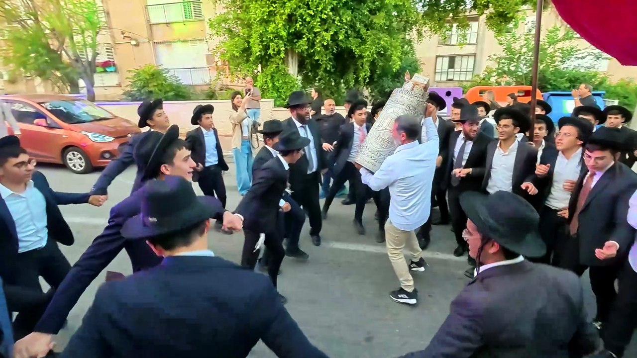 הכנסת ספר תורה קצר
