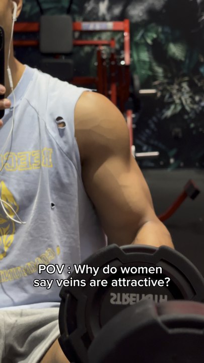 I need to know why ? 😵‍💫 #gym #fitness #body