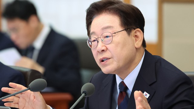 이 대통령, 서소문 고가 붕괴에 엄정 조사...부상자 치료 만전 / YTN