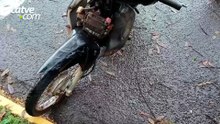 Motociclista fica ferida após batida com carro em Toledo