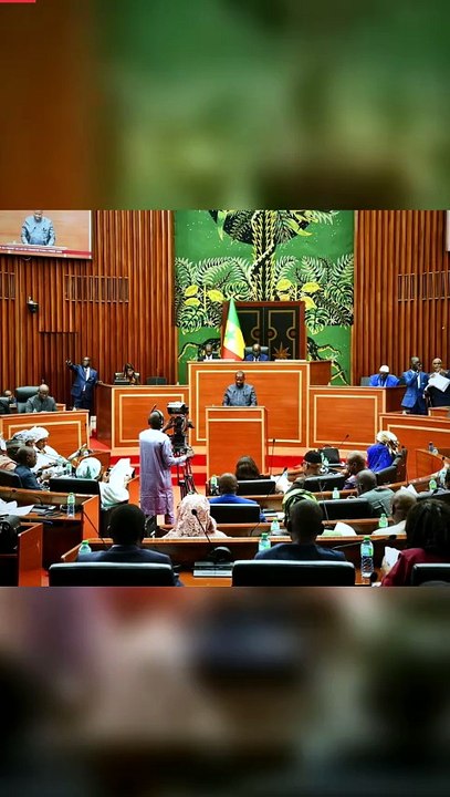 Sonko élu président de l'Assemblée : le retour en force