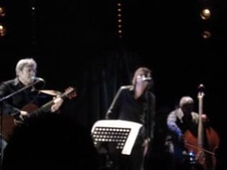 Cali chante Hallelujah de Jeff Buckley