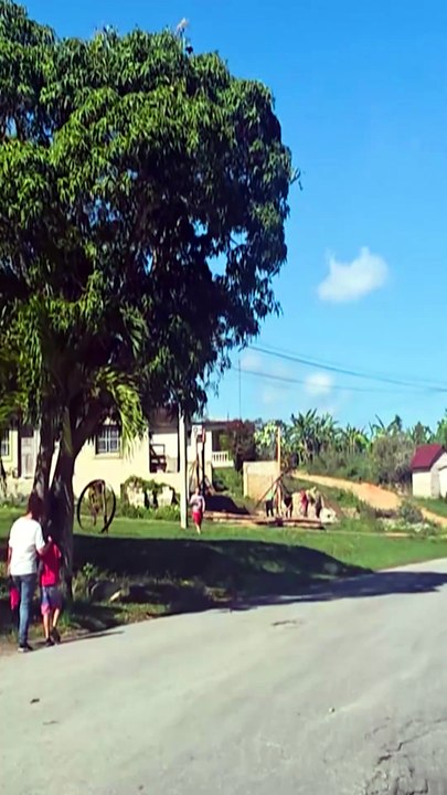 Viñales – Une rue authentique à Pinar del Río, Cuba
