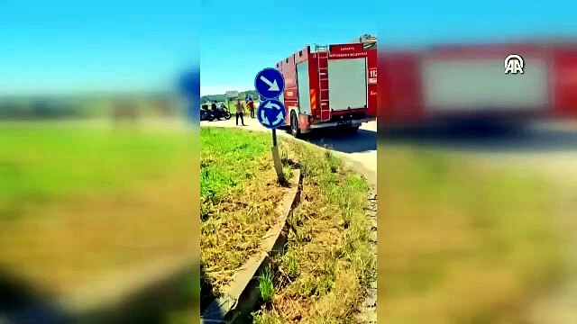Sakarya'da otomobil ile hafif ticari aracın çarpıştığı kazada 7 kişi yaralandı