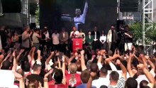 Özgür Özel Manisa'da... Özel: "Bizim elimizi sıkmayanlar, arka tarafta Saray rejimiyle anlaştılar"